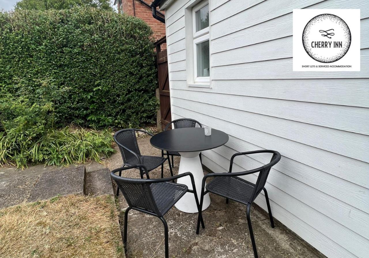 Apartment 3 Bedroom House With Parking & Garden By Cherry Short Lets & Serviced Cambridge (Cambridgeshire)